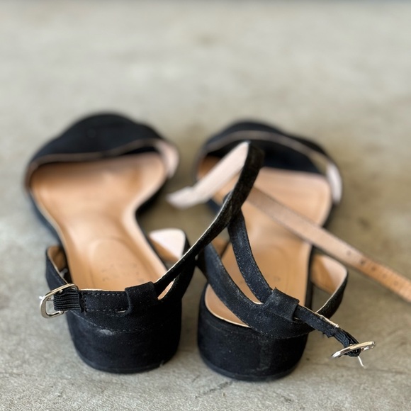 A New Day Black Sandals - Picture 5 of 6